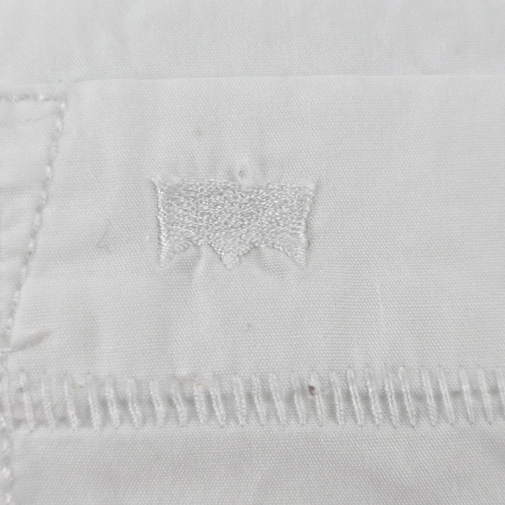 Levis Red Tab Button Down Shirt Mens XL White Long Sleeve Workers Cotton Pocket